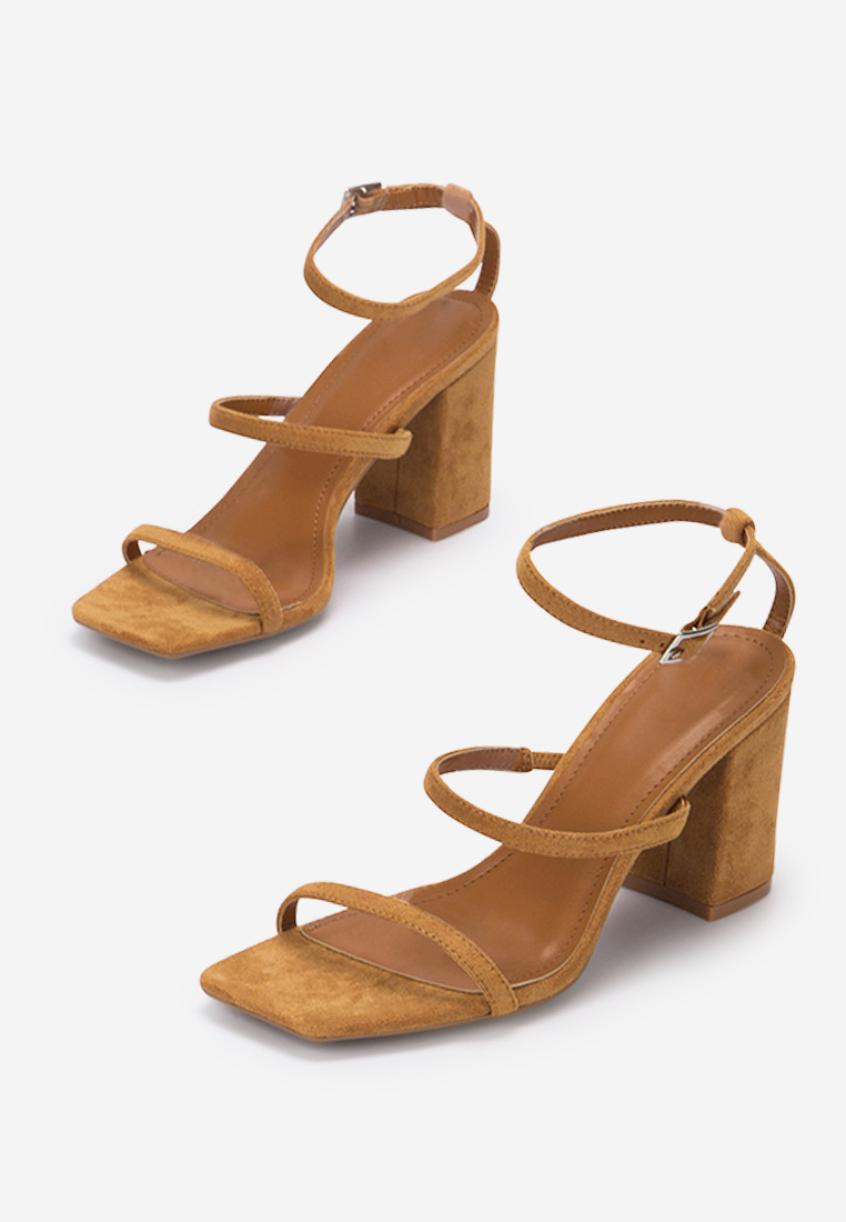 Sandali con tacco largo Laresa Camel