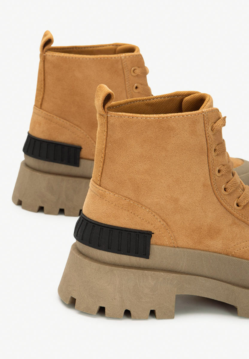 Stivaletti donna camel Serrena