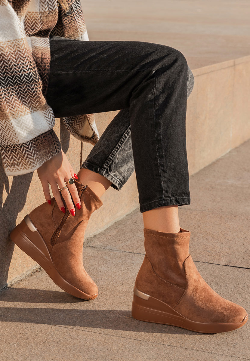 Sneakers con zeppa camel Torino