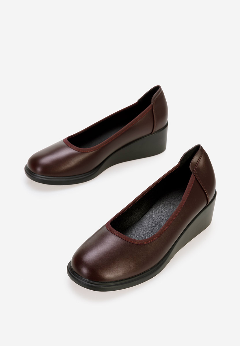 Scarpe con zeppa Coranda marrone