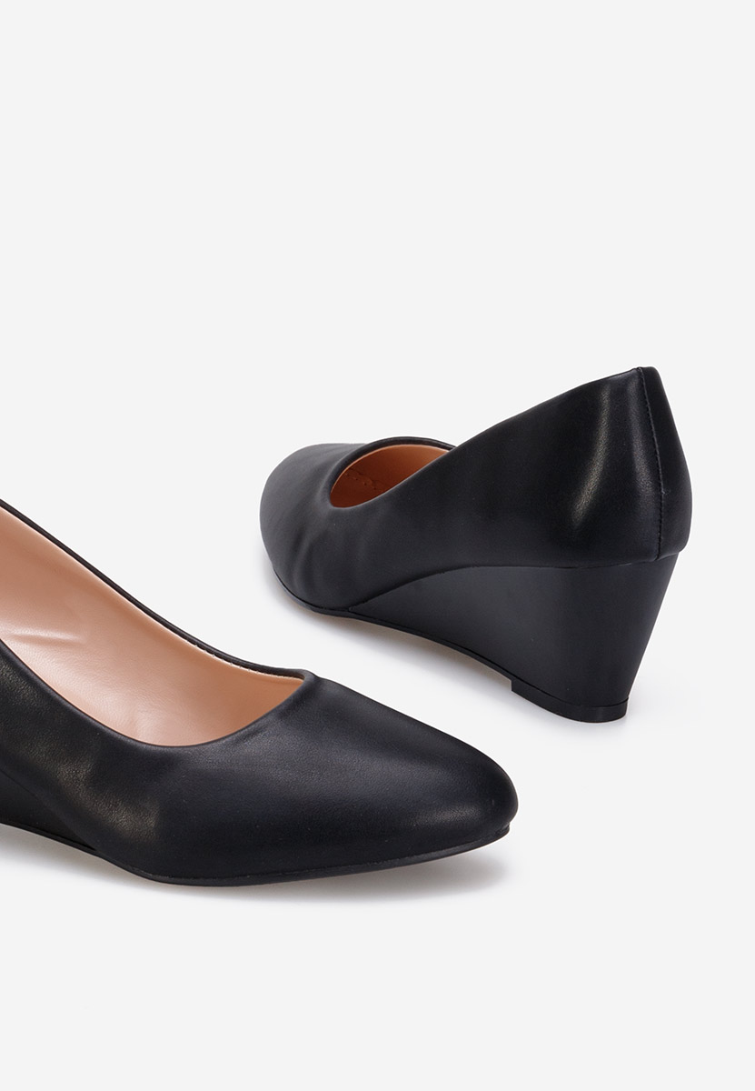 Scarpe con zeppa nero Cutiara