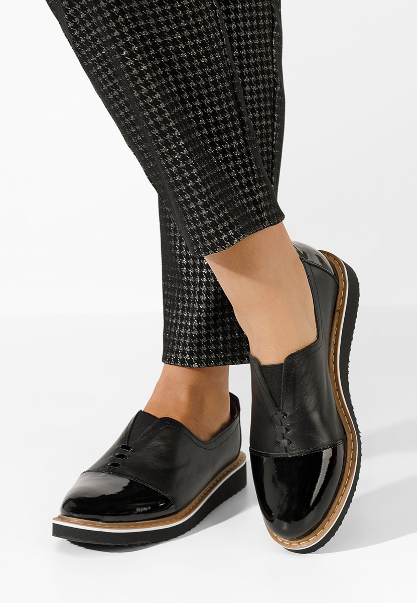 Scarpe basse in vernice Ariva Nero