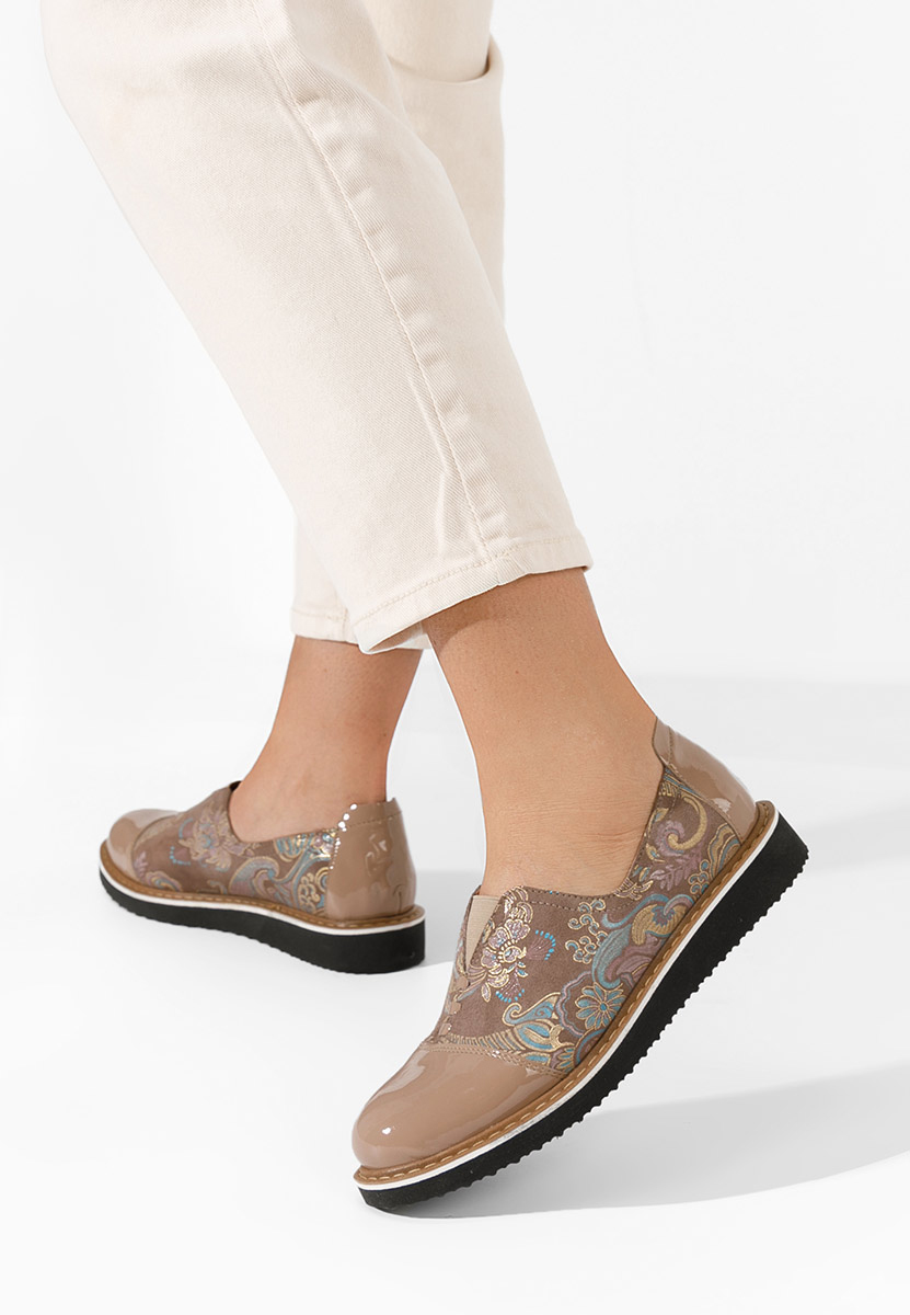Scarpe basse in vernice Ariva Marrone