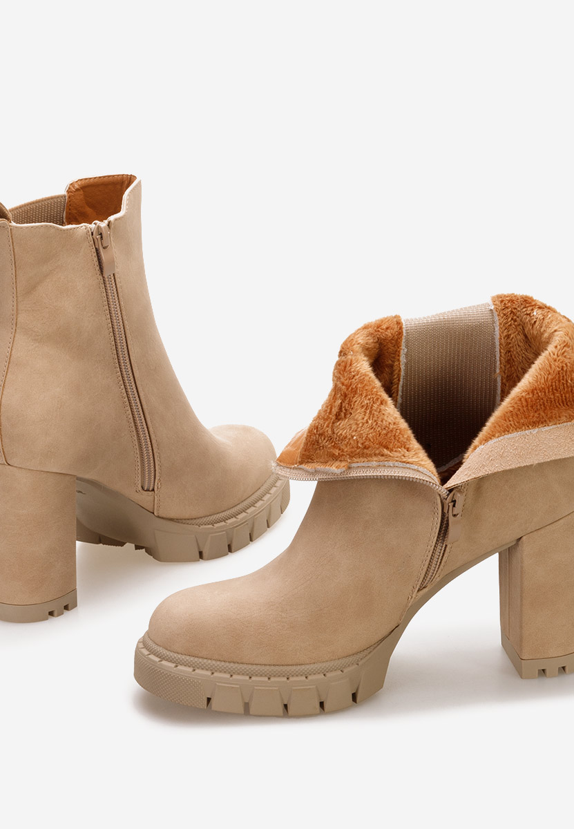 Tronchetti con tacco largo Veloria Cachi