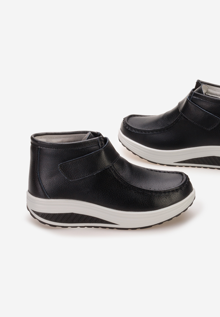 Stivaletti in pelle Valara Nero