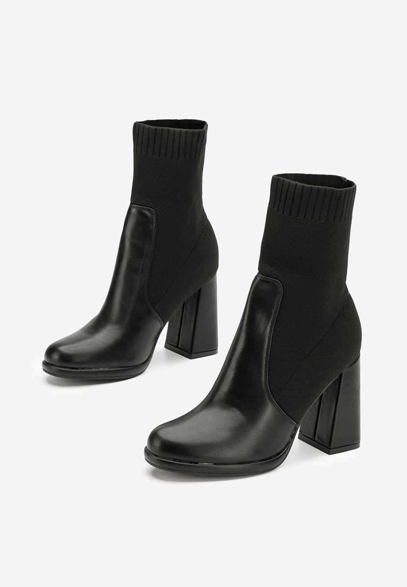 Stivaletti da donna Ventilla Nero