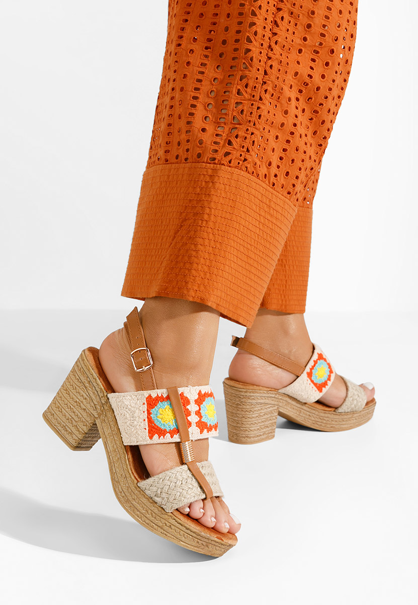 Sandali con tacco largo e plateau Zeina V3 beige
