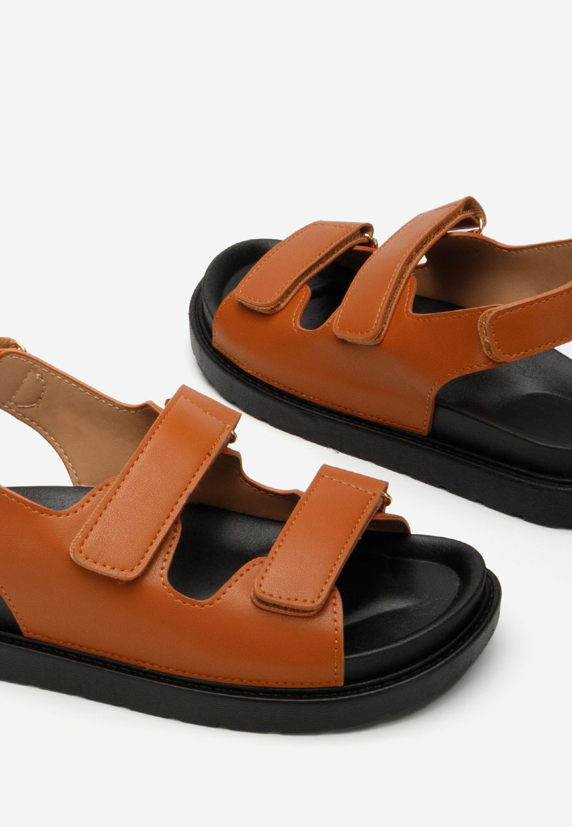Sandali con plateau Briane camel