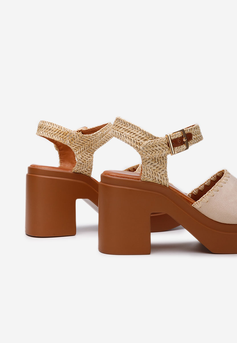 Sandali con tacco largo e plateau Regina beige
