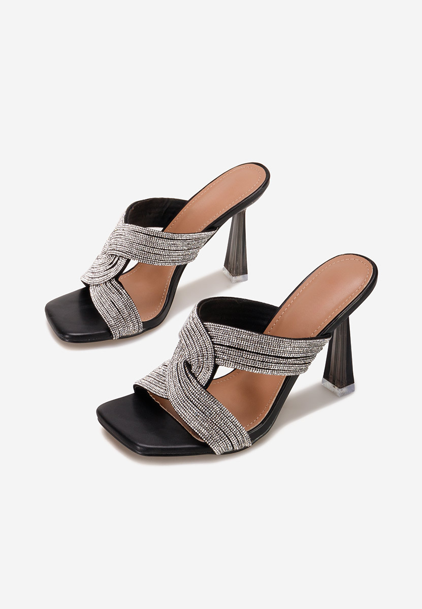 Ciabatte eleganti Junia Nero