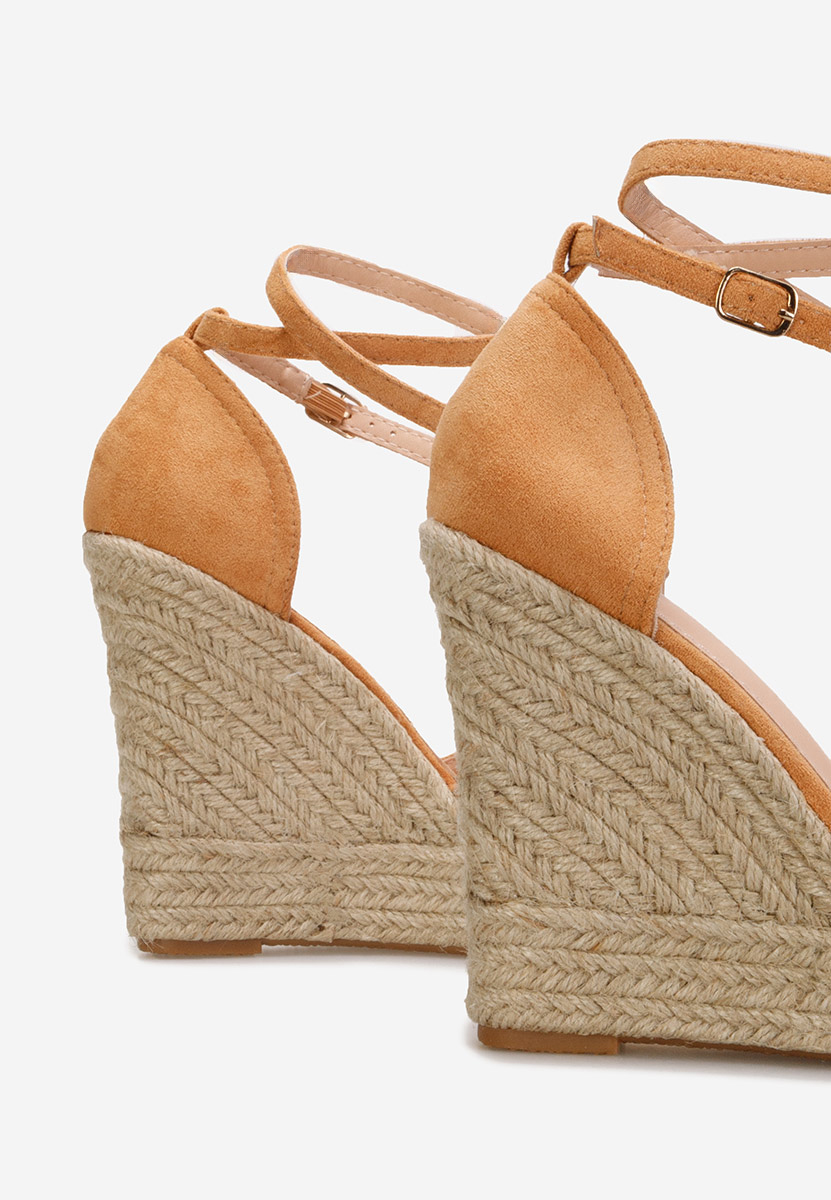 Sandali con zeppa Saniza Camel