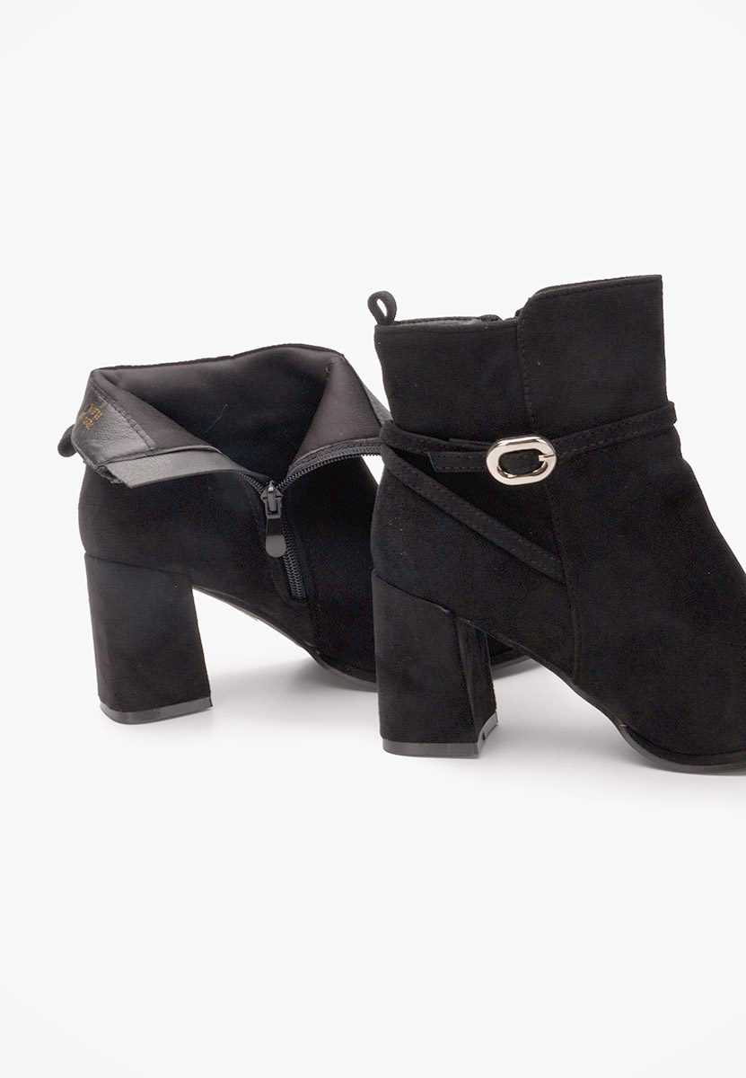 Tronchetti con tacco largo Cherri nero Tronchetti con tacco largo Cherri nero