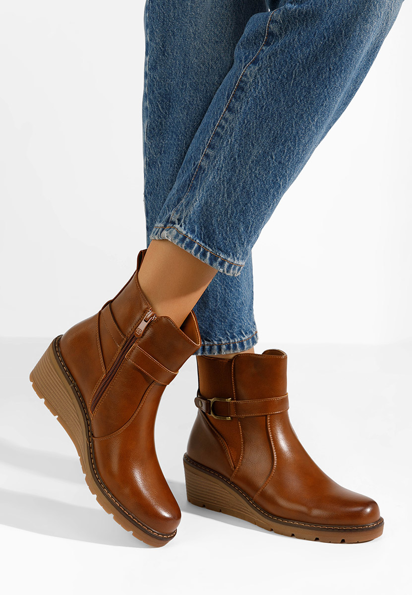 Stivaletti con zeppa Adala camel