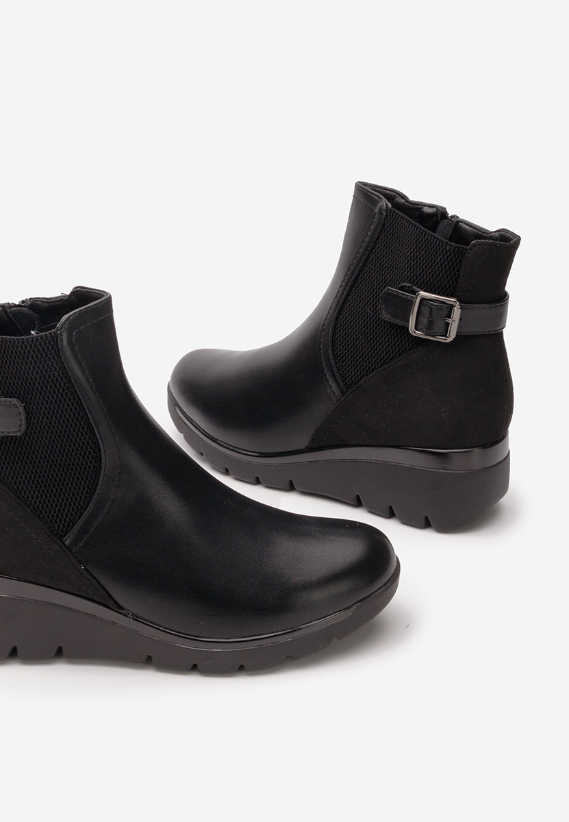 Stivaletti con plateau Ritama nero