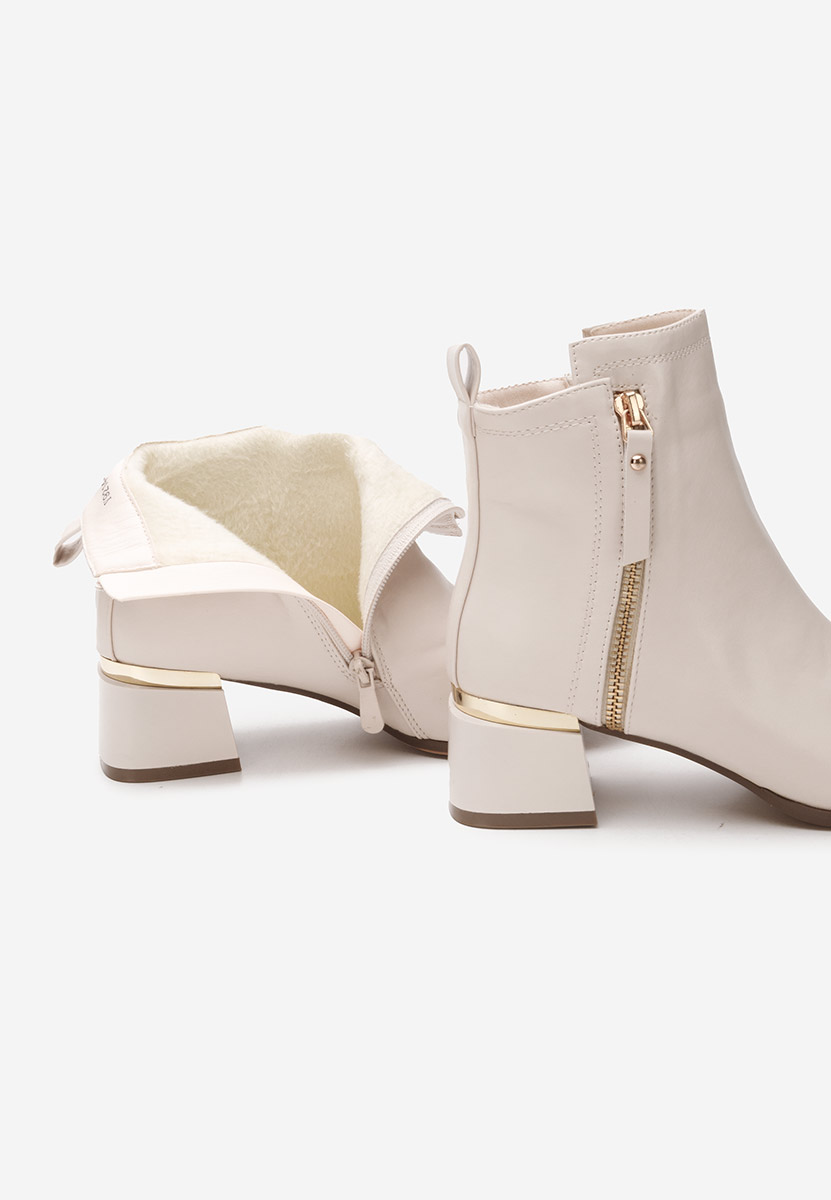Tronchetti con tacco largo beige Assisa