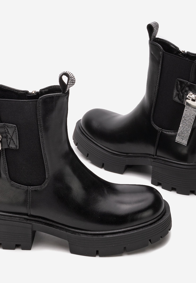 Stivaletti con plateau Angila nero