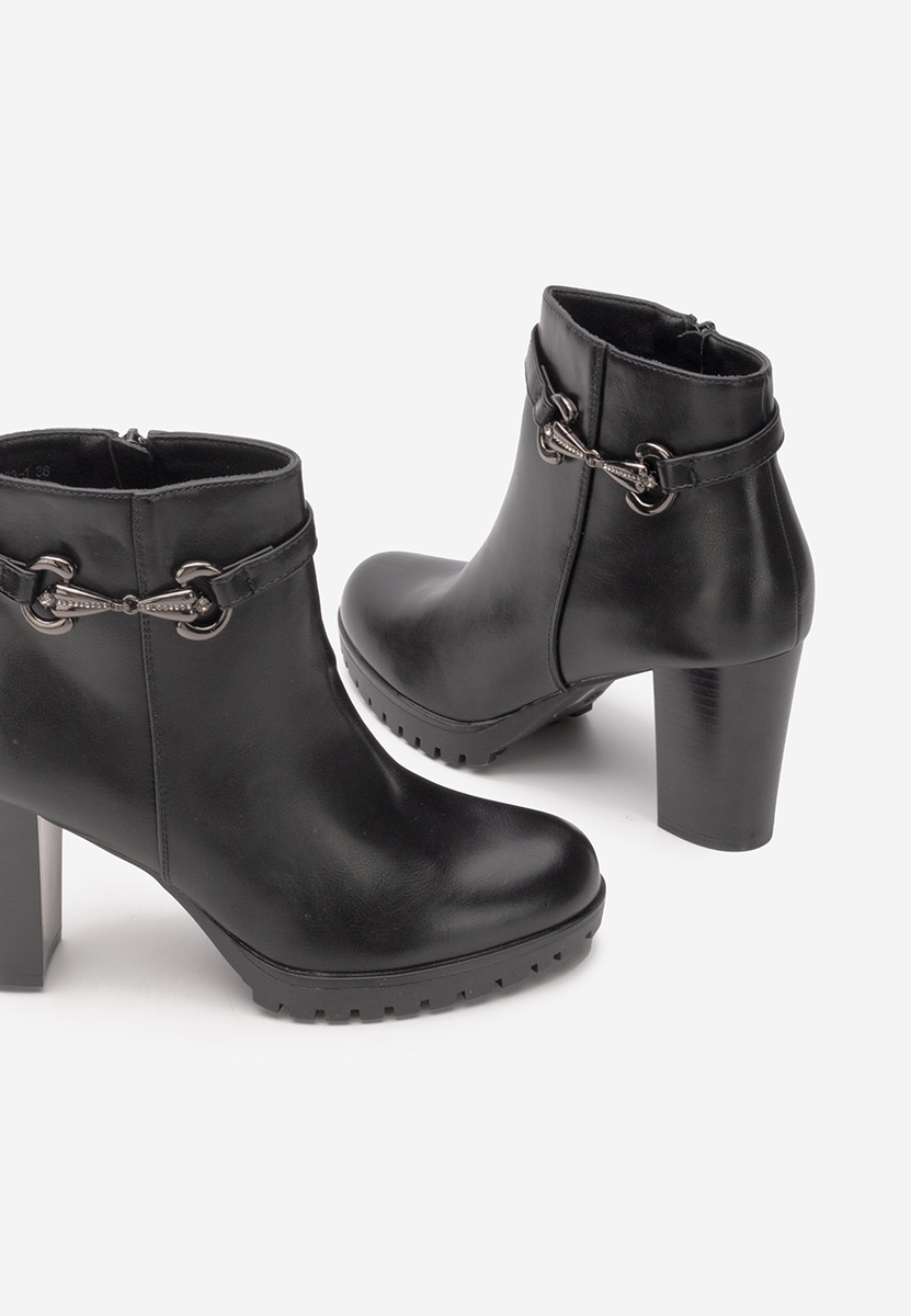 Tronchetti con tacco largo Nesia nero