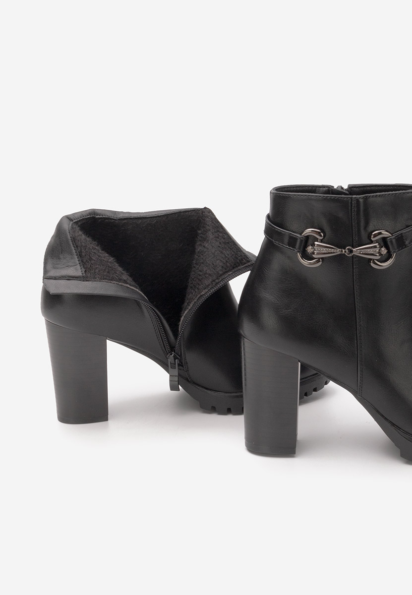 Tronchetti con tacco largo Nesia nero