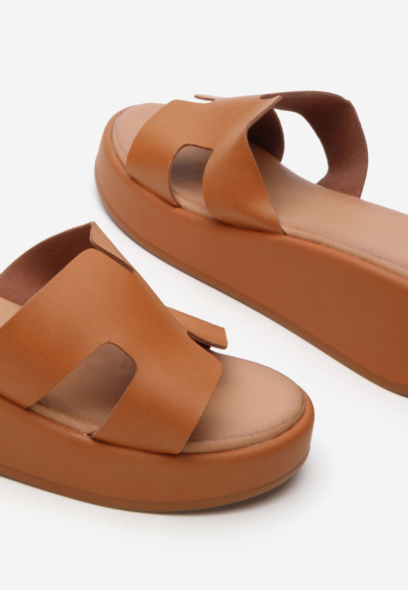 Ciabatte platform Malynda camel