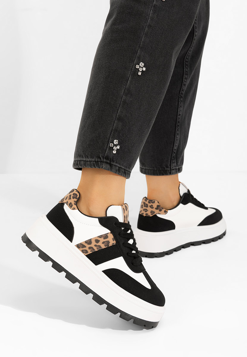 Sneakers con plateau Estephany nero Sneakers con plateau Estephany nero