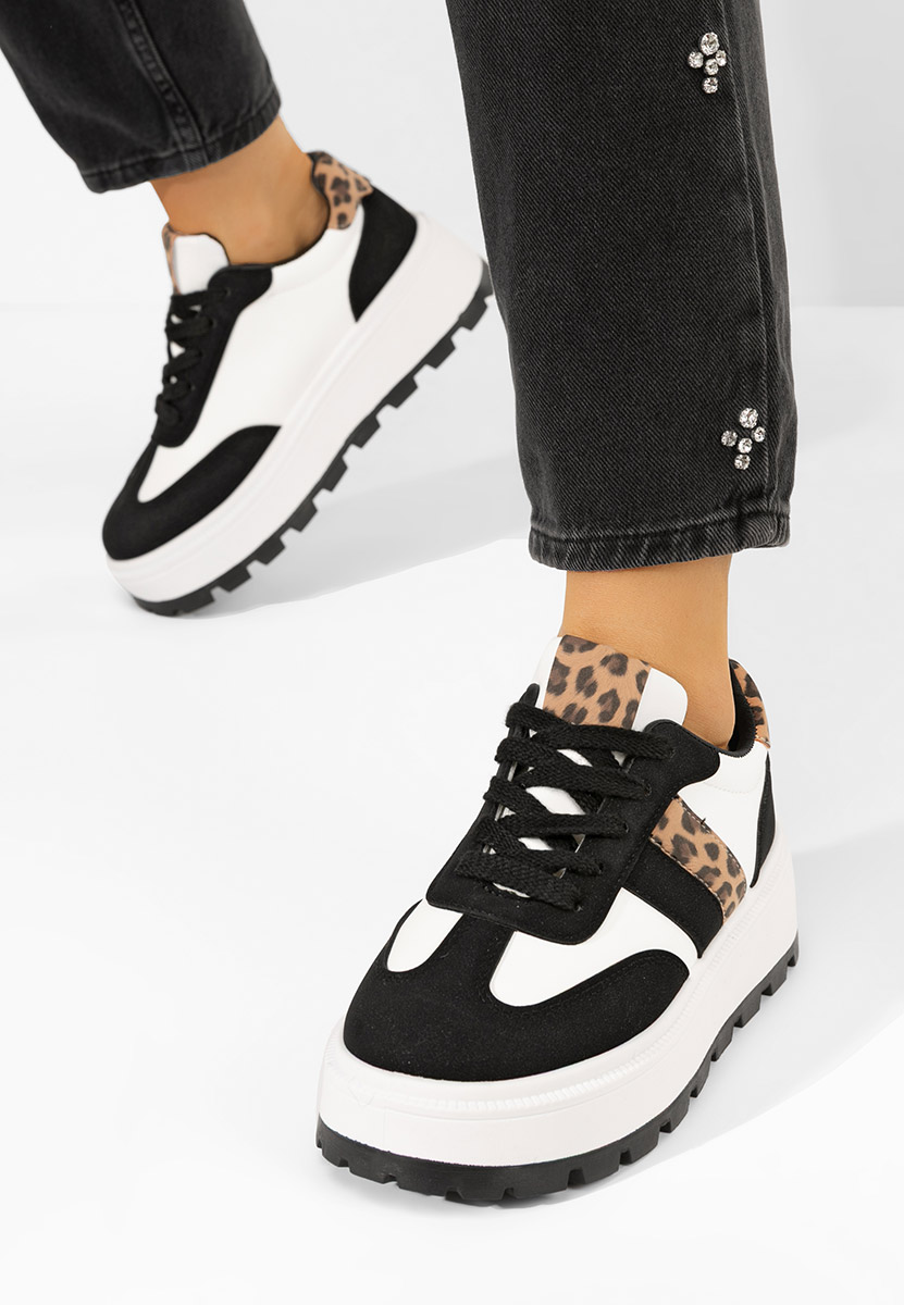 Sneakers con plateau Estephany nero Sneakers con plateau Estephany nero