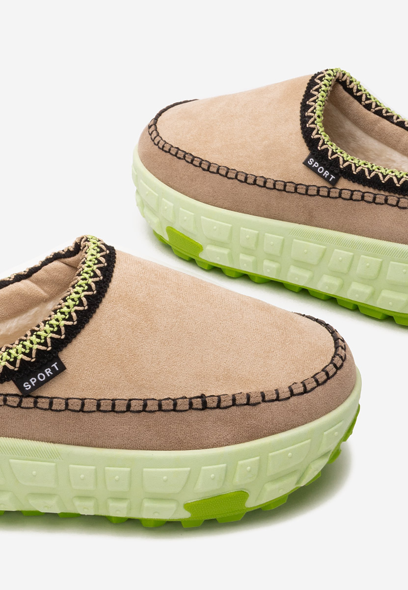 Zoccoli con zeppa Novela verdi