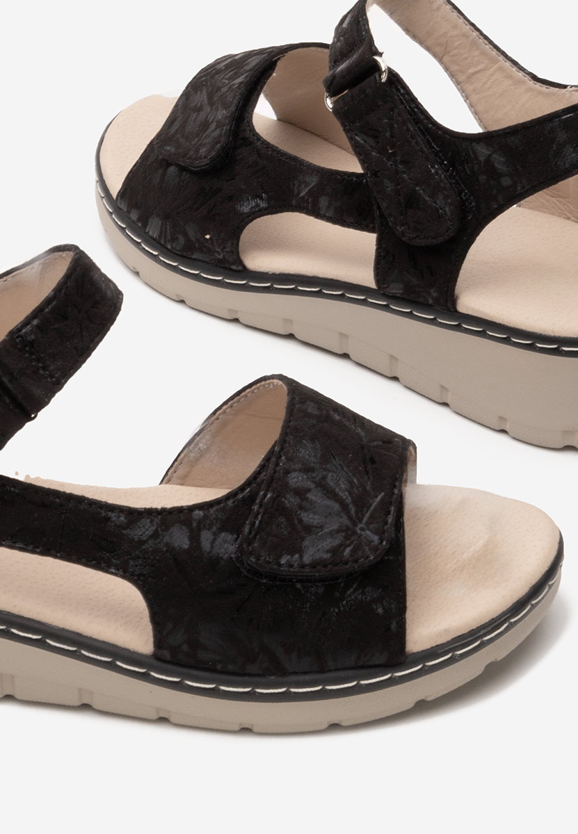 Sandali con zeppa Alsanda Nero