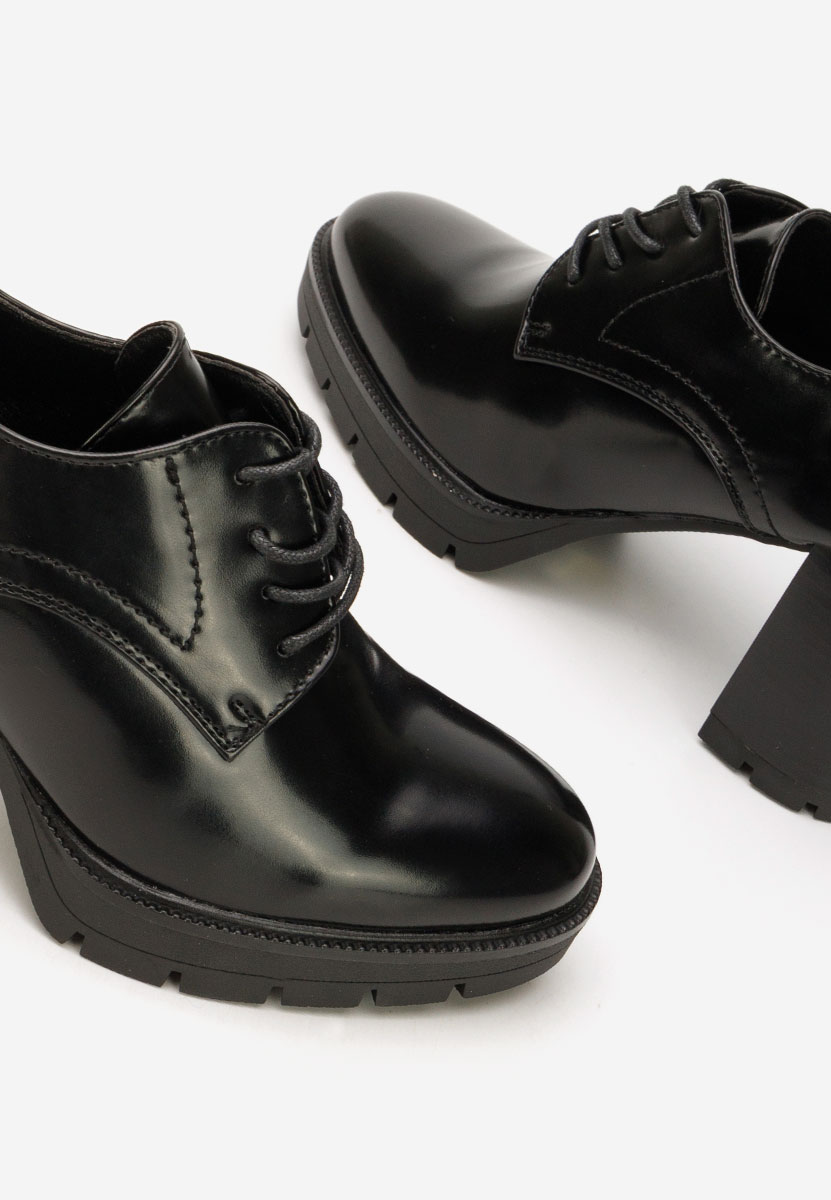 Scarpe con tacco largo Pluvina nero Scarpe con tacco largo Pluvina nero