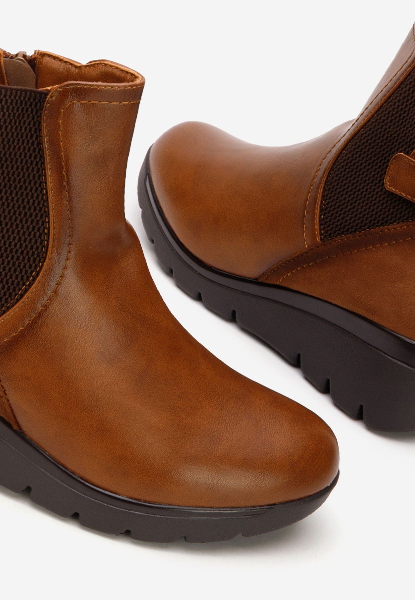 Stivaletti con zeppa Ritama marrone