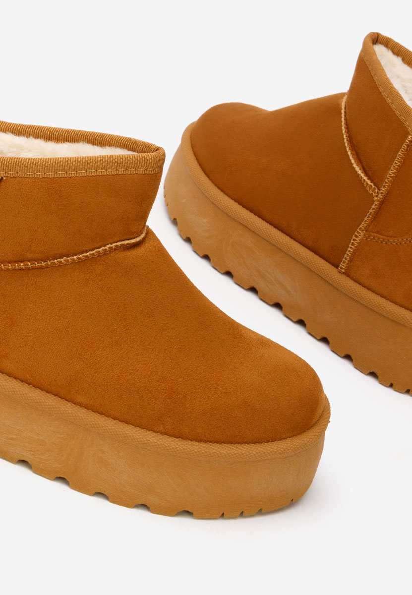 Stivali con piattaforma Zenaria camel