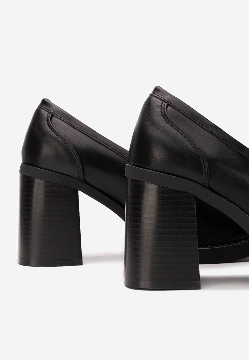 Mocassini con tacco Zenova nero