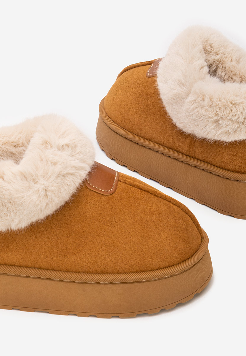 Stivaletti con plateau Elarva camel