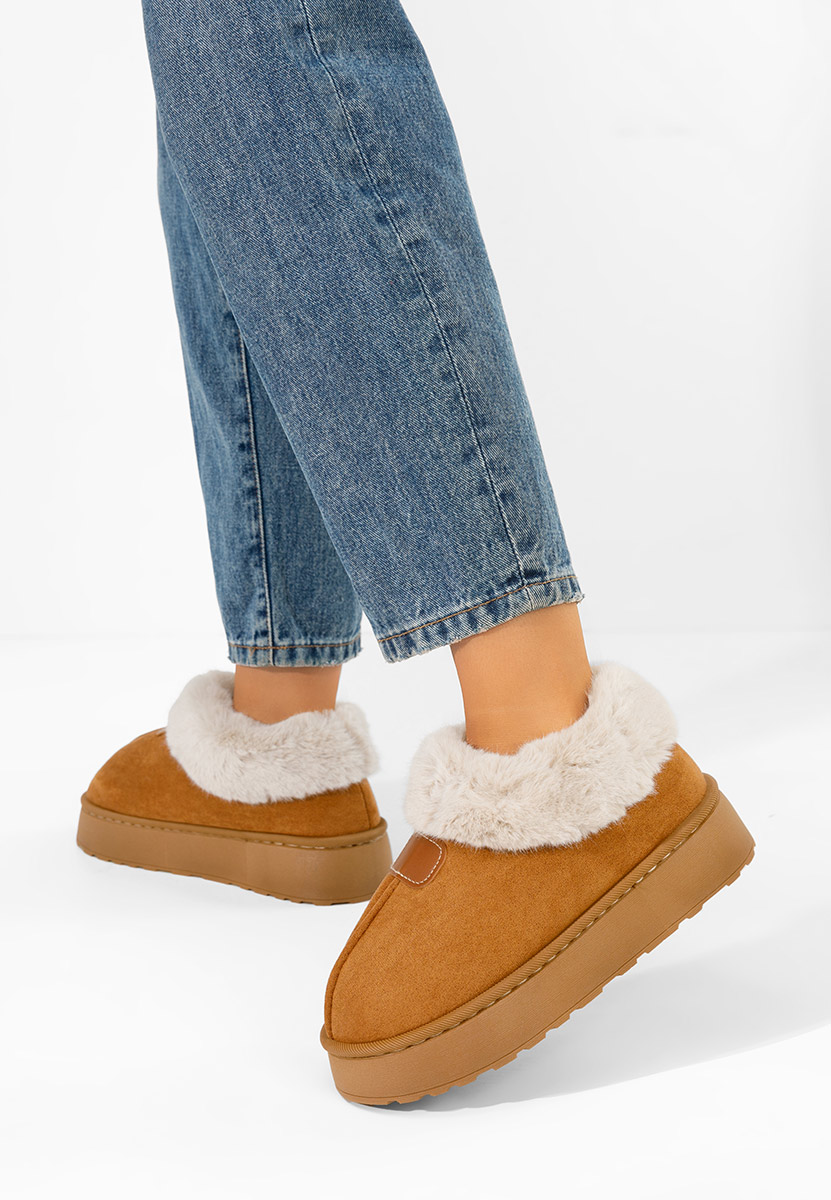 Stivaletti con plateau Elarva camel