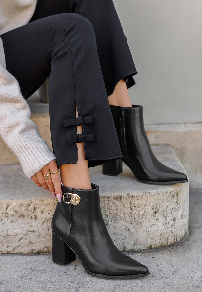 Tronchetti con tacco largo Rovina nero