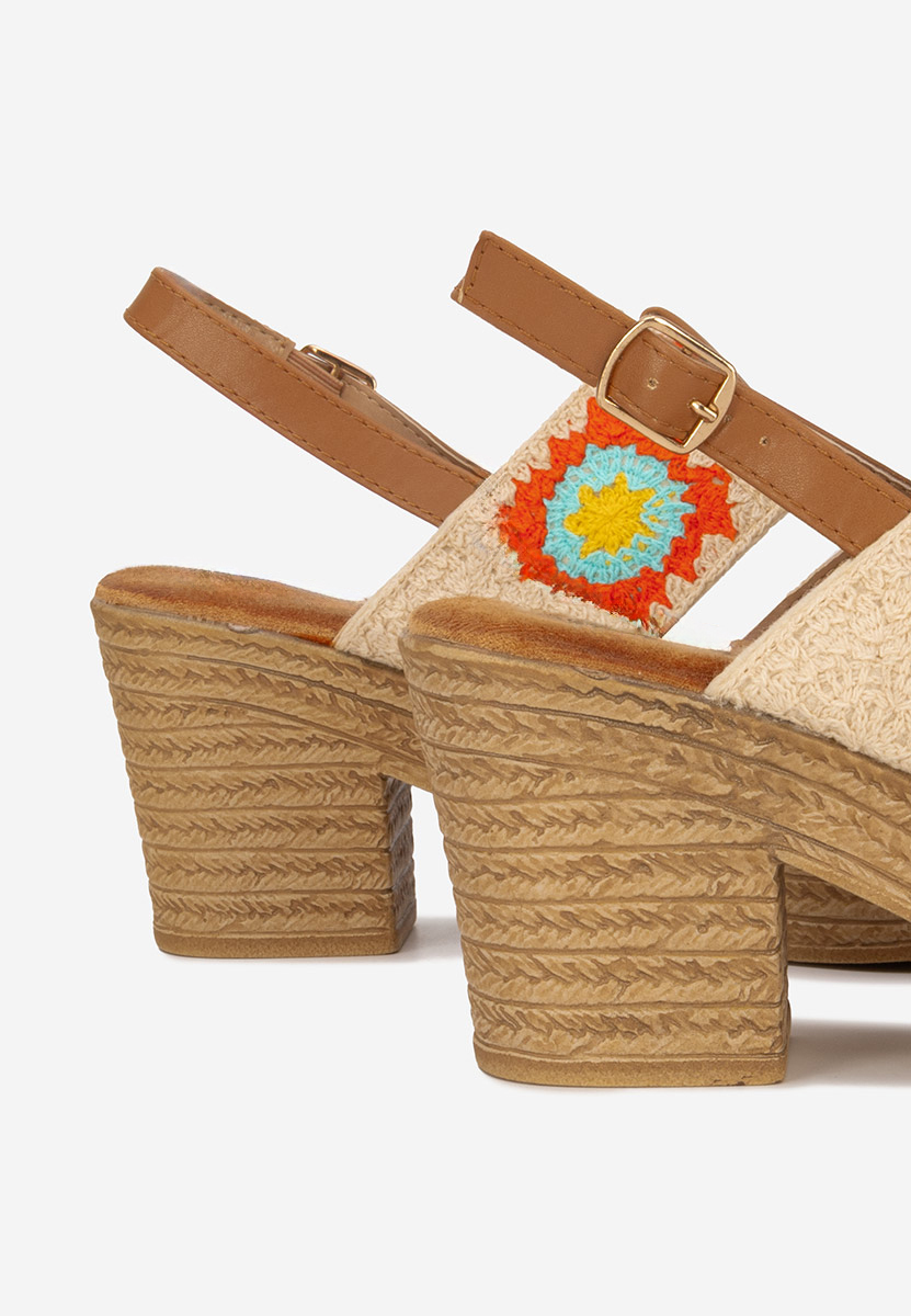 Sandali con tacco largo e plateau Zeina V3 beige