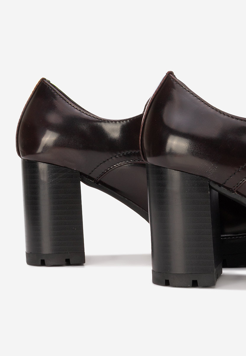 Scarpe basse in vernice Pluvina granata