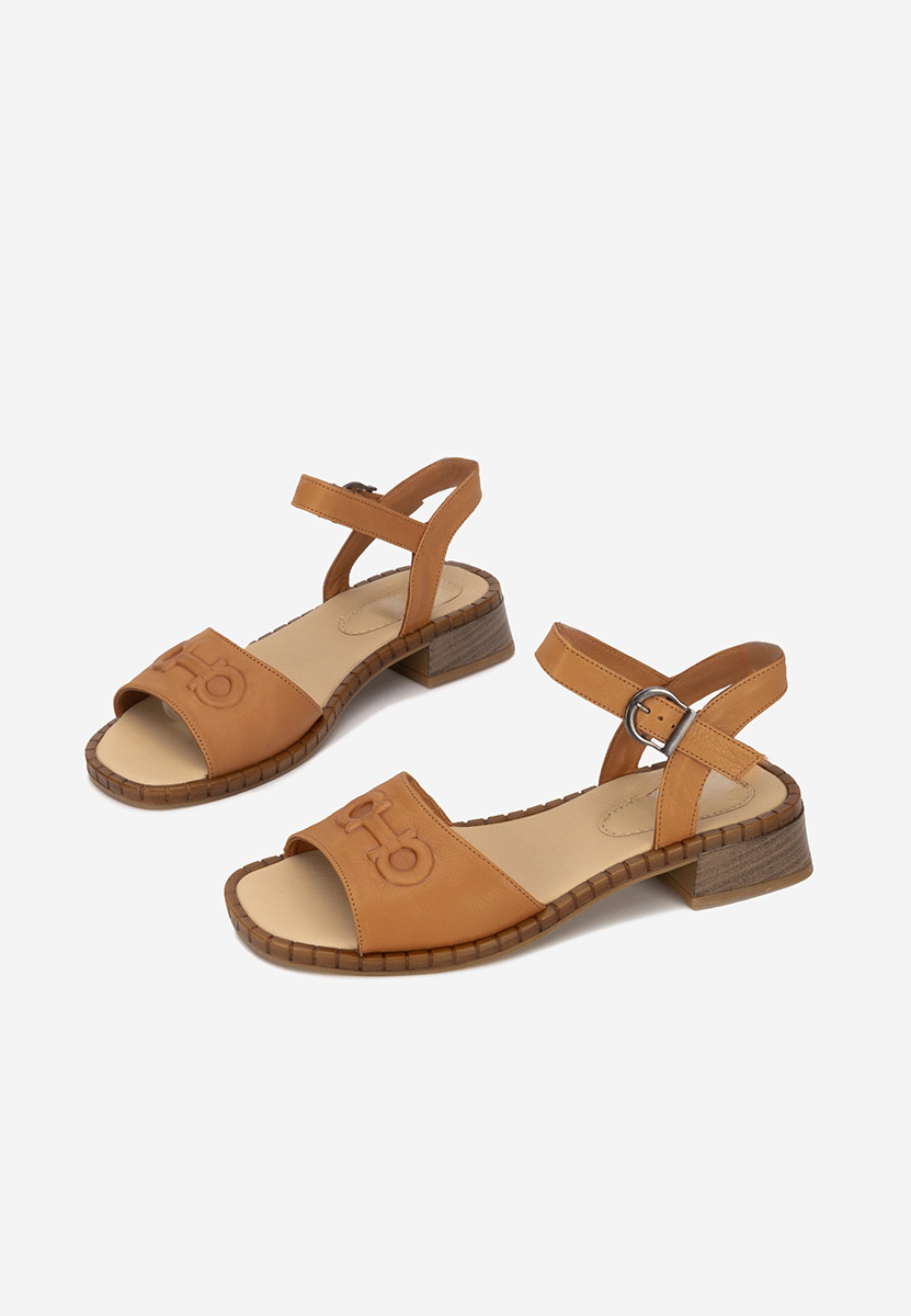 Sandali cuoio Yolanda Marrone