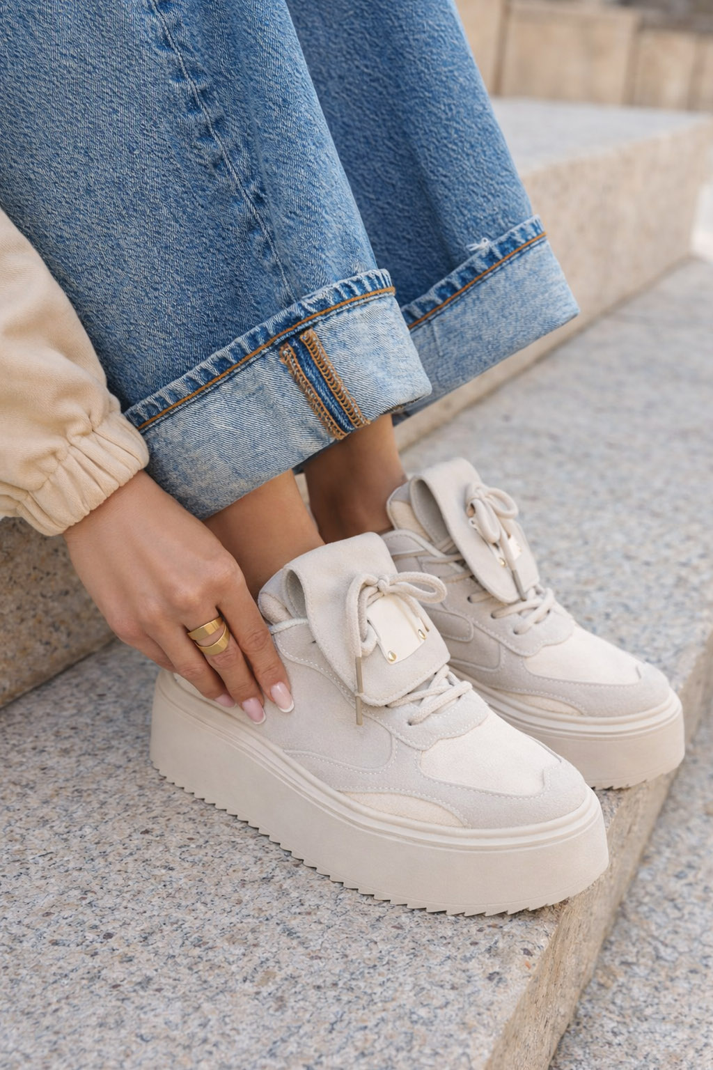 Sneakers con plateau Oliveia beige