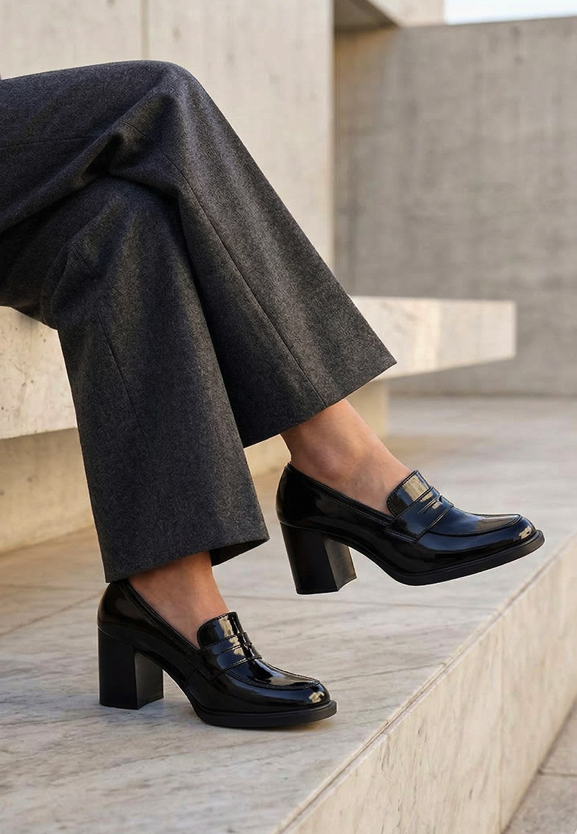 Mocassini con tacco Odesia V4 nero