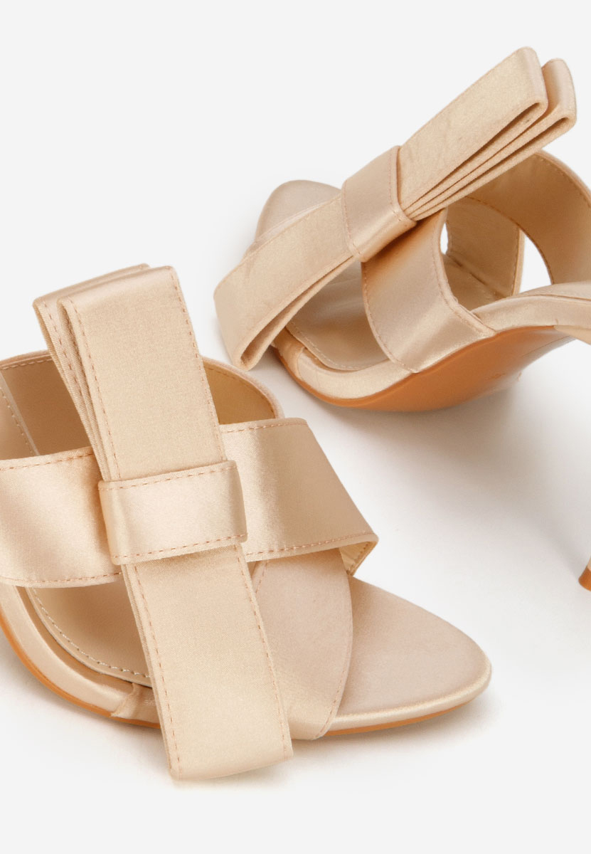 Ciabatte con tacco Seniora beige