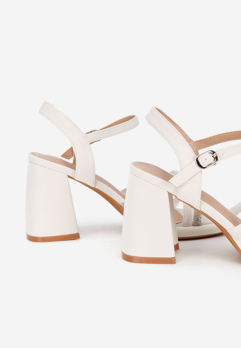 Sandali con tacco largo Castelia bianchi