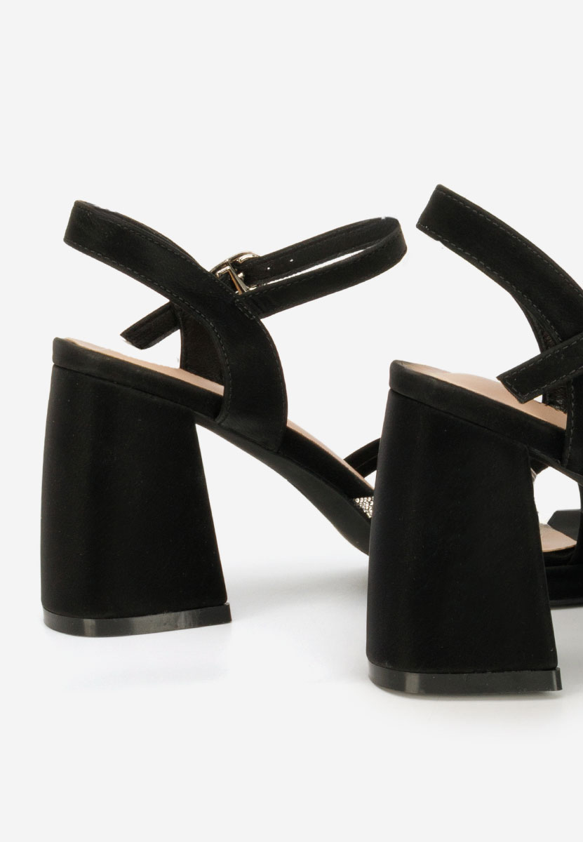 Sandali con tacco largo Castelia nero