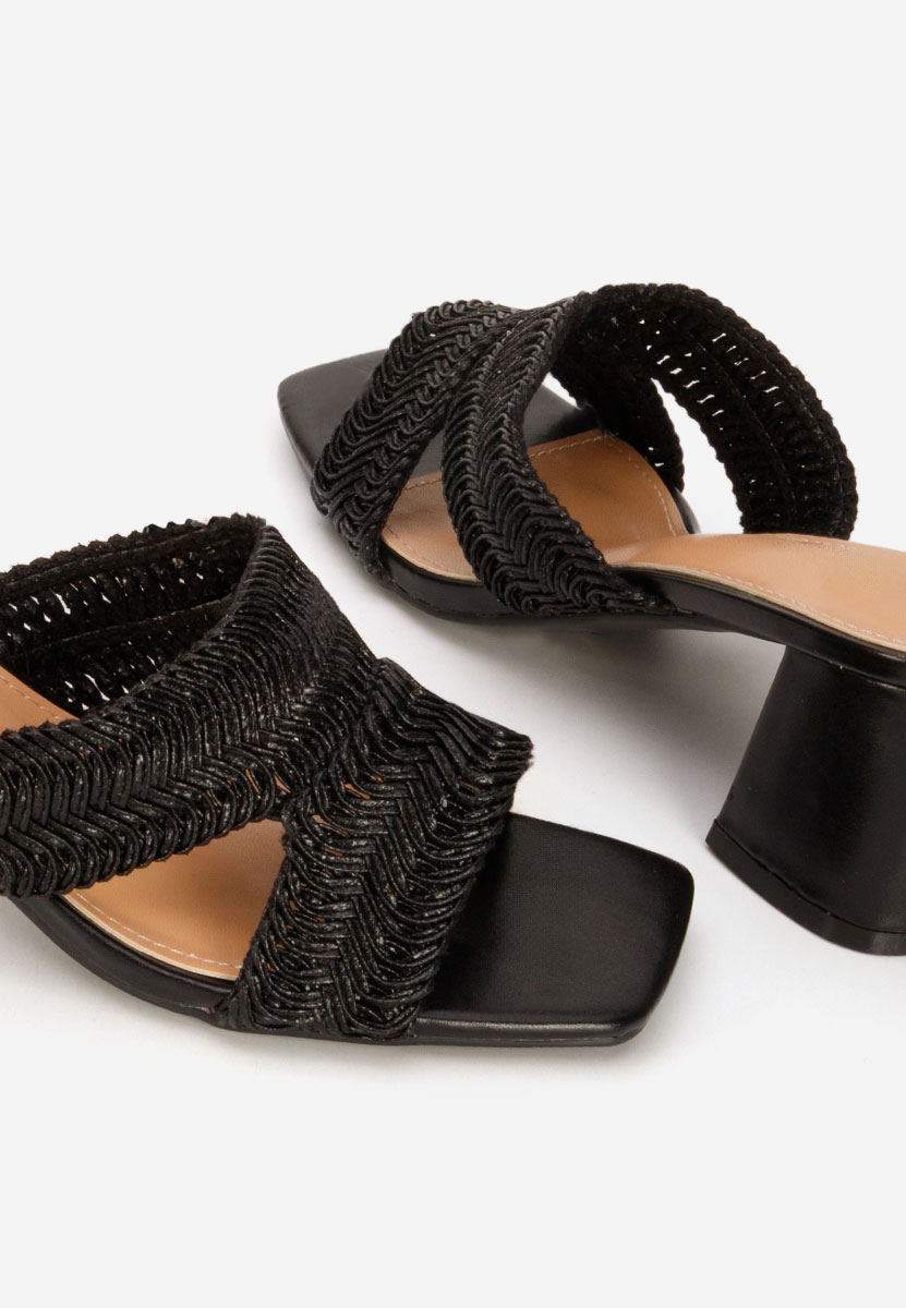 Ciabatte con tacco Nely nero