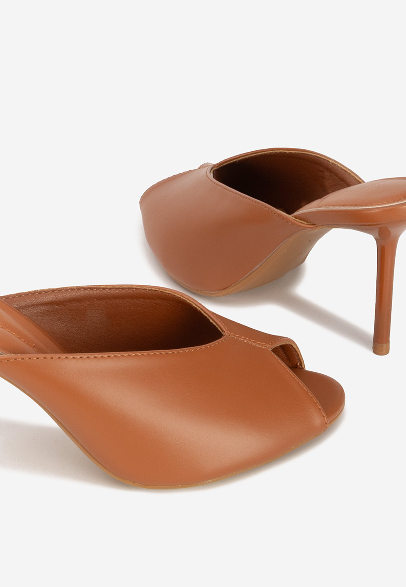 Ciabatte con tacco Sidina camel