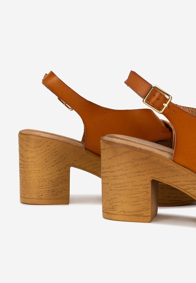 Sandali con tacco largo e plateau Kimy camel