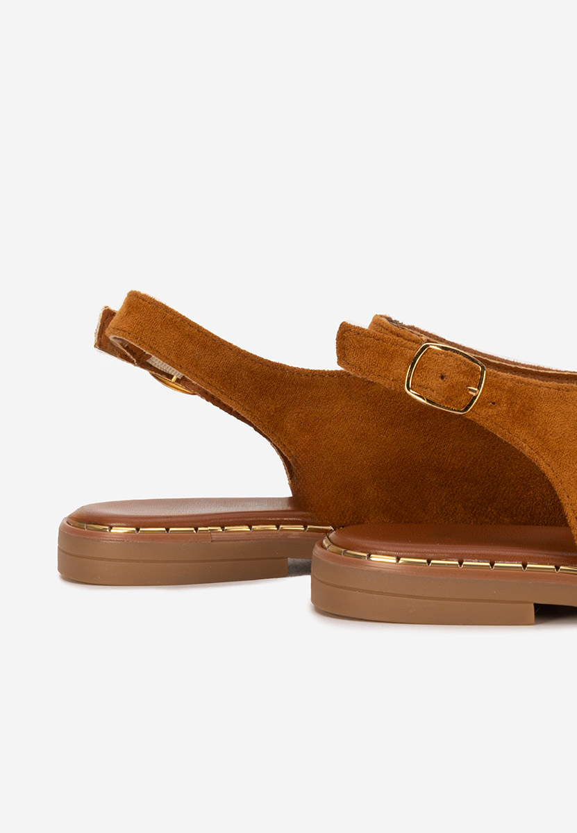 Sandali bassi eleganti Olivera camel