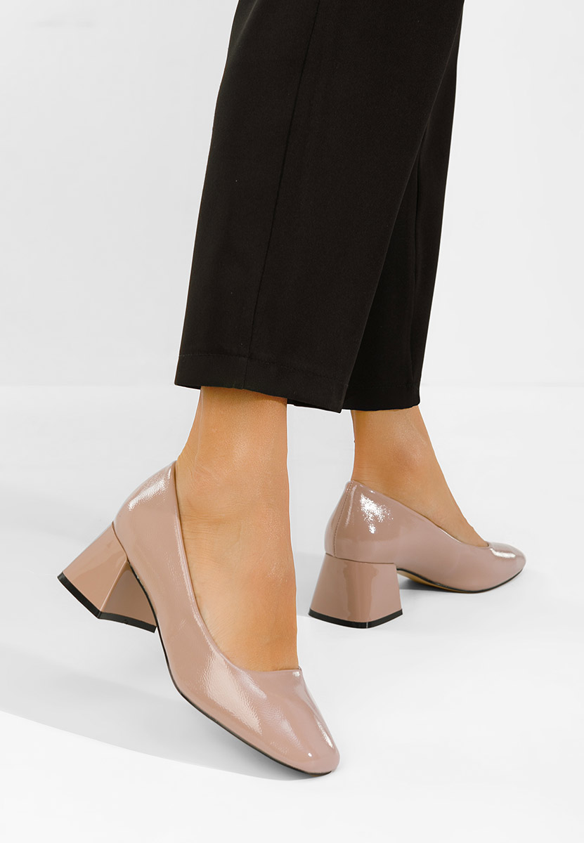 Décolleté in vernice Mesena beige