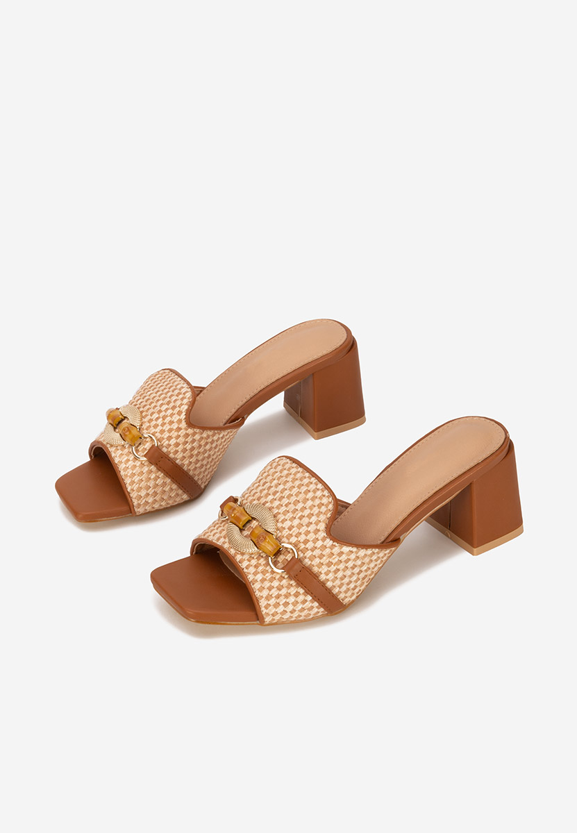 Ciabatte con tacco Olenna camel