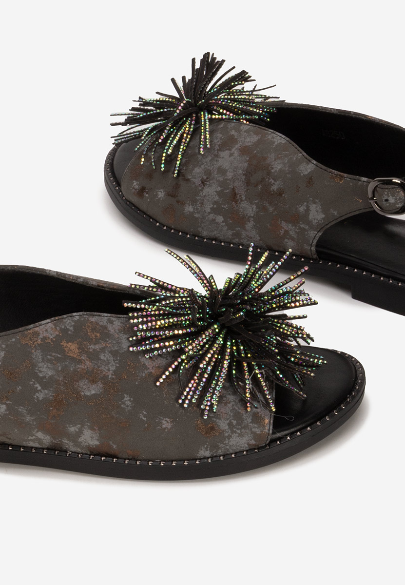 Sandali bassi eleganti Araminta nero