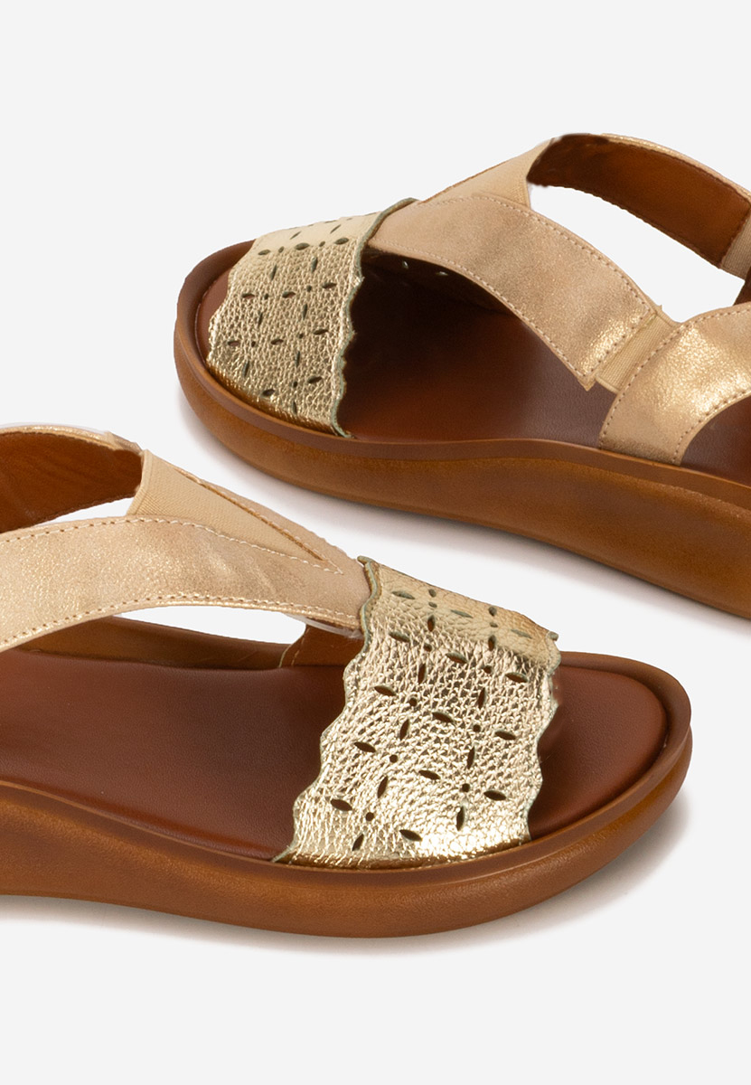 Sandali platform Shuzia oro